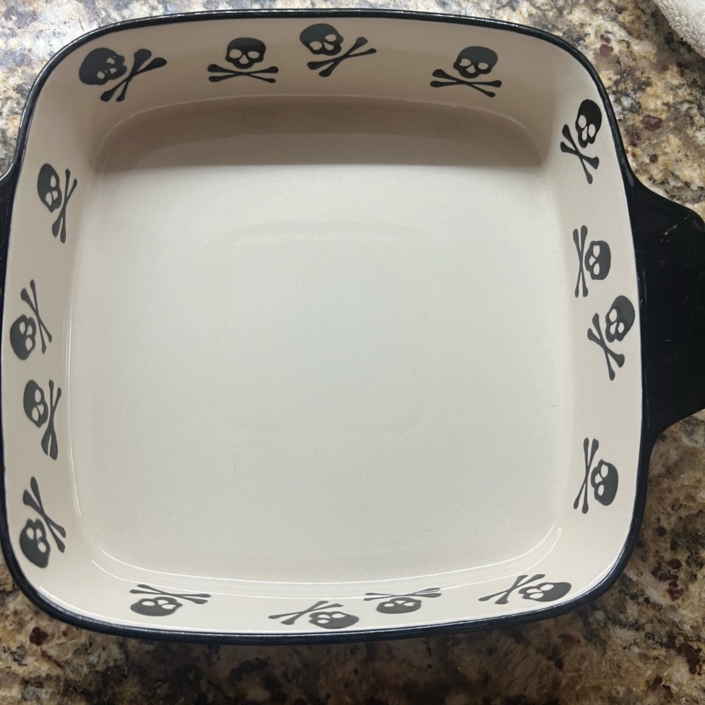 Halloween cookware